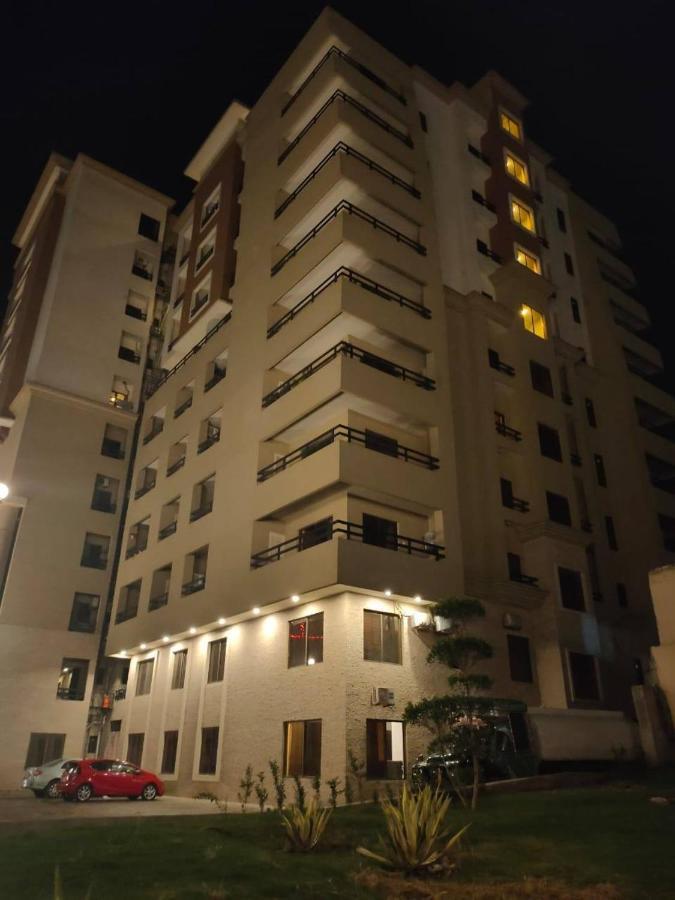 Serenity Corner 4 Bhk Apartment Islamabad Exterior photo